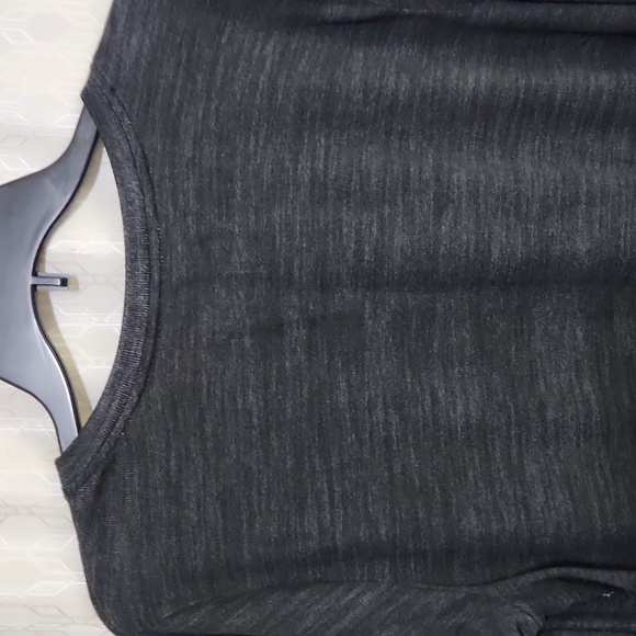 Muk Luks Rouched SleeveTop TL - Picture 5 of 14